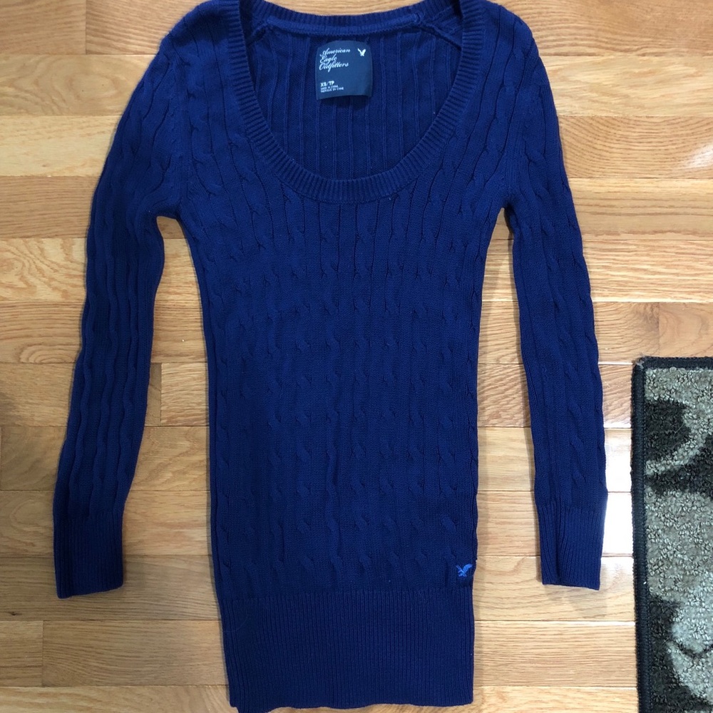 American Eagle Sweater in new condition